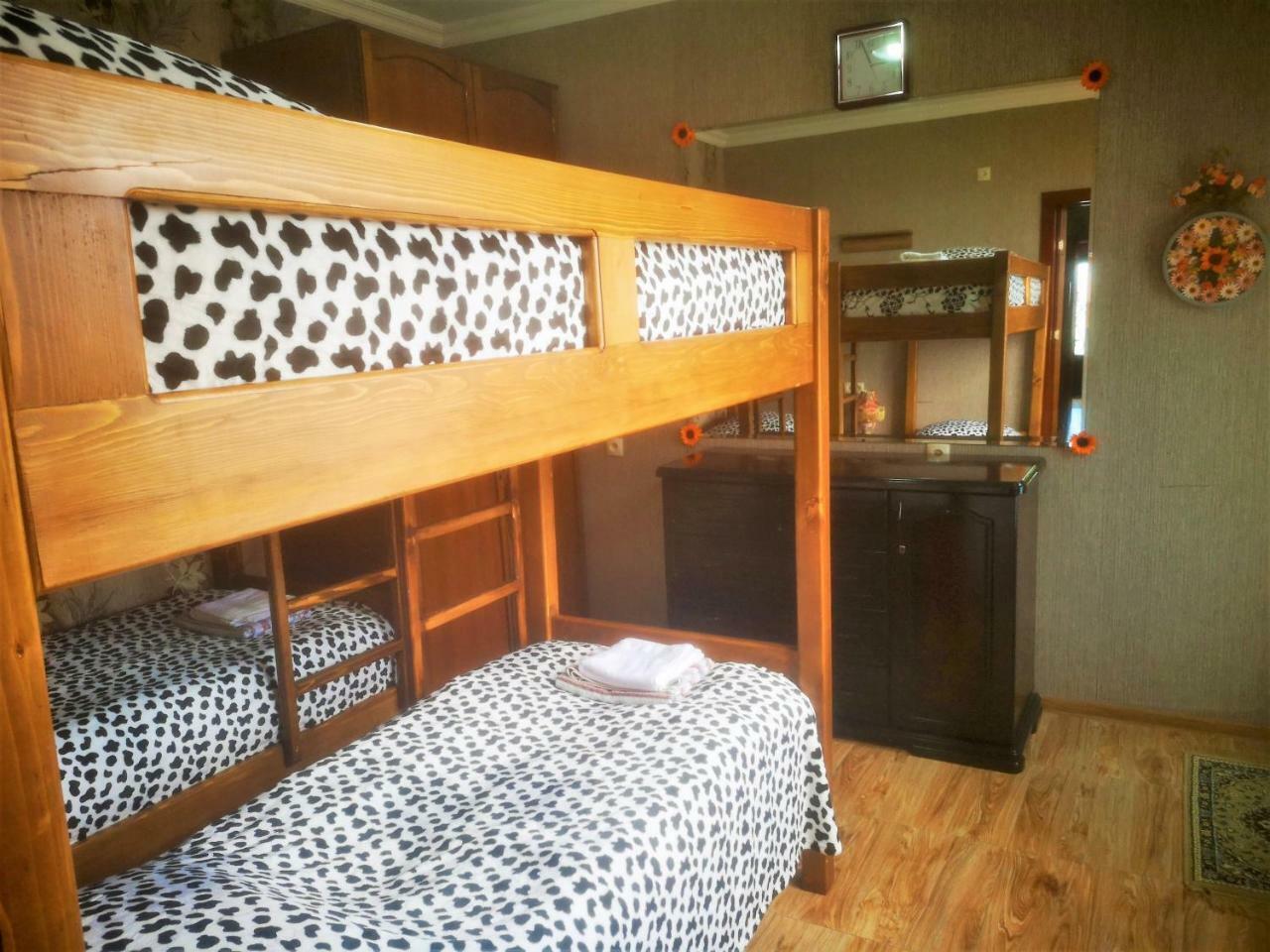 Hostel Sadu Kutaiszi Kültér fotó